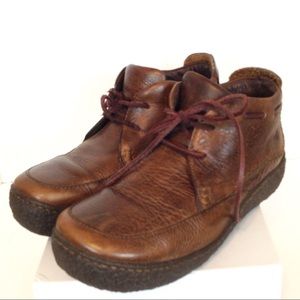 Born Chukka Boots Lace Up - 9 (BCH)